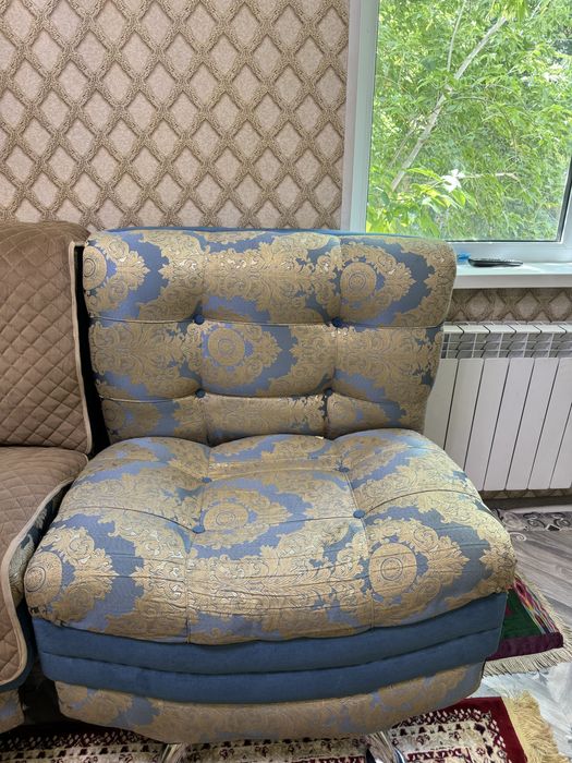 Синий диван и 2 кресла