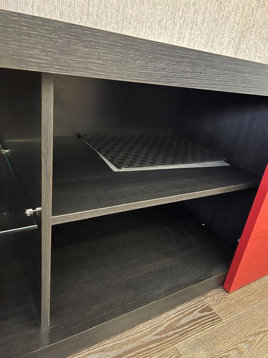 Продаю тумбу