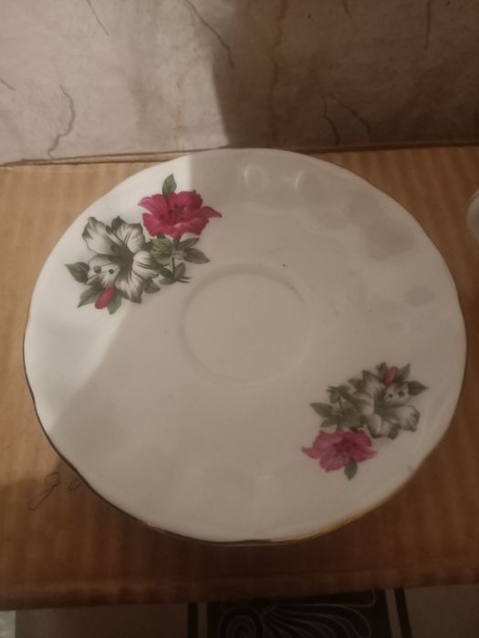 Продам чайный сервиз.