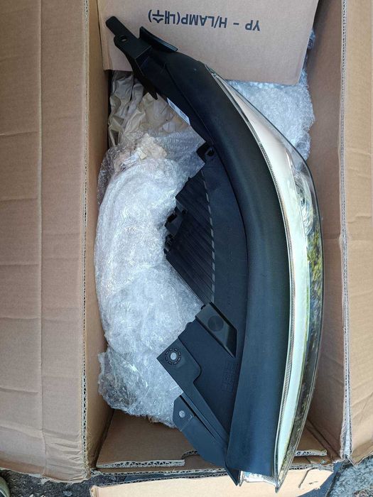 Ляв Фар KIA STONIC Оригинален Нов