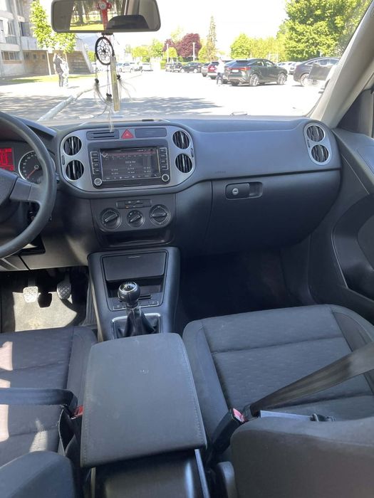 Vând Tiguan 4*4,2.0D-140 cp!!2008