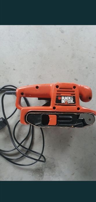 Șlefuitor cu bada Black & Decker