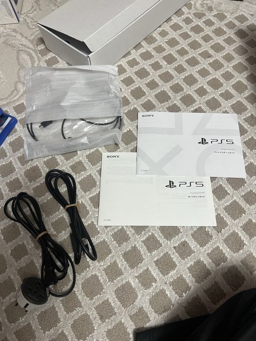 Продам PlayStation 5 (ps5)