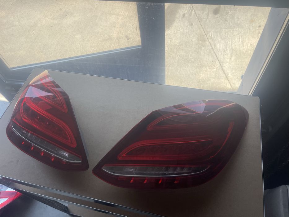 Mercedes C-Class W205 стопове (ляв + десен) – американски, OEM