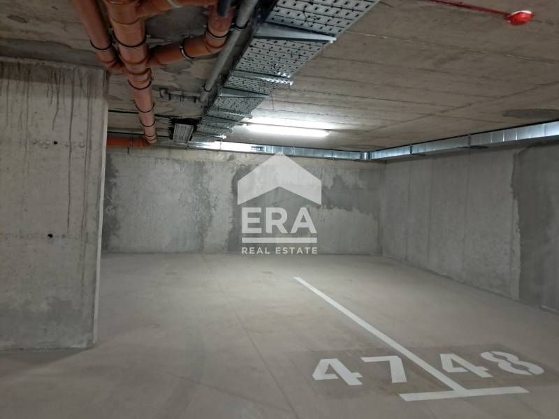 Дава се под наем Гараж / Паркомясто в Варна, Център - 12 кв.м за 178.5 € - Снимка #4