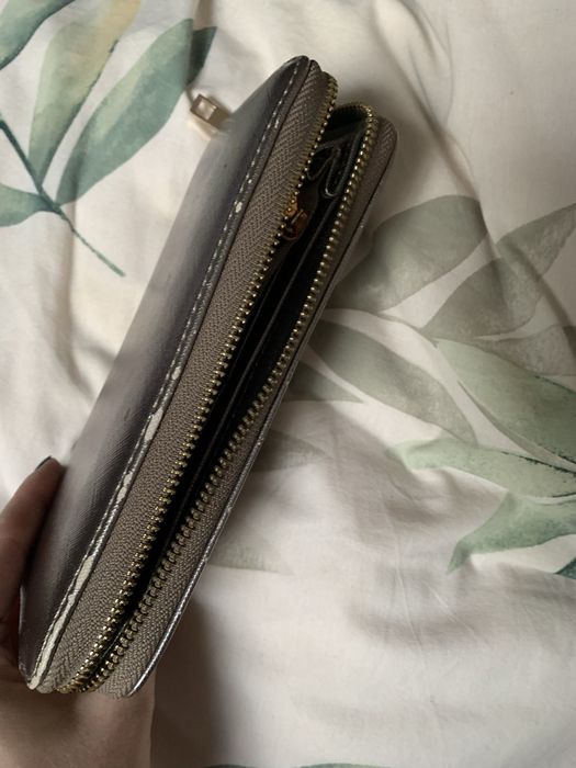 Продам кошелек Louis Vuitton