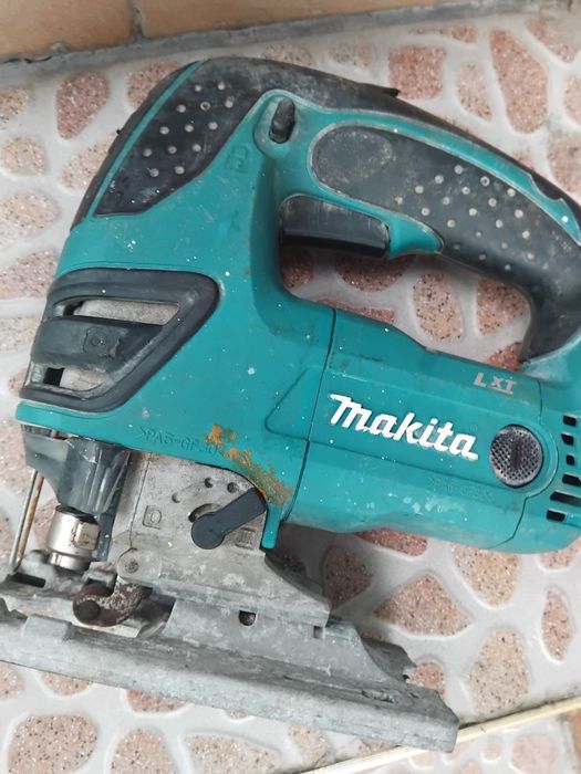Зеге Makita  BJV180 на 18V li on