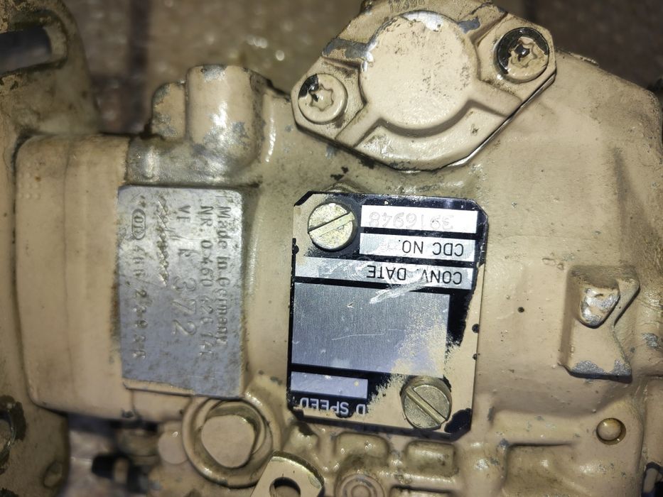 Se vinde Pompa injecție DaF