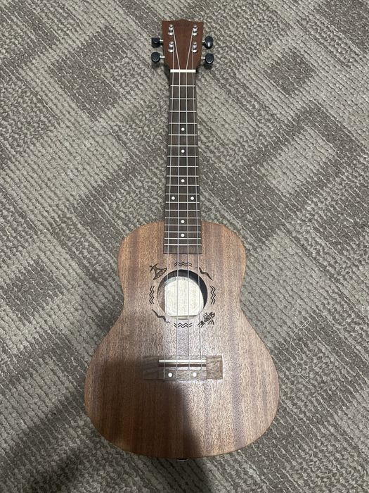 укулеле Flight