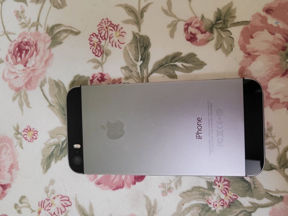 айфон 5 s.  ,   бу