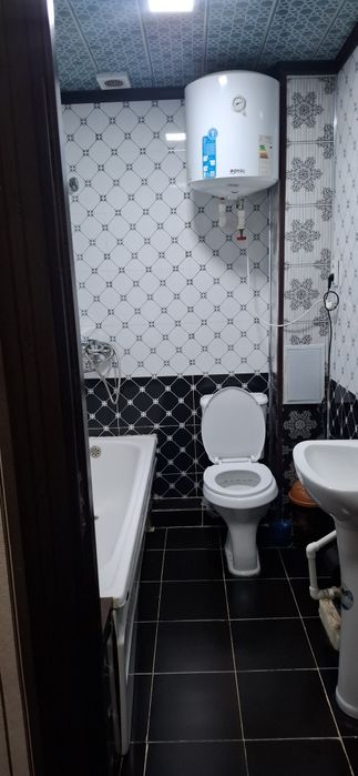 1   хоналик квартира ижарага берилади орентир Ц  АПТЕКА   23. МАКТАБ.