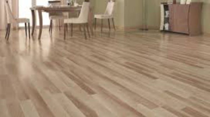 Укладка ламината,плинтусов,