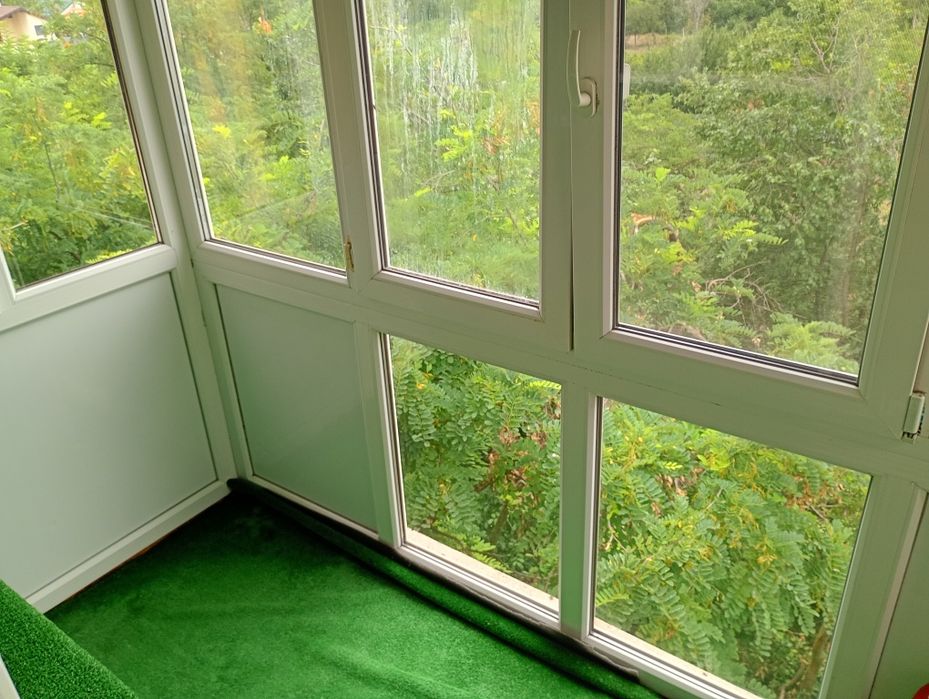 Vând apartament doua camere decomandat