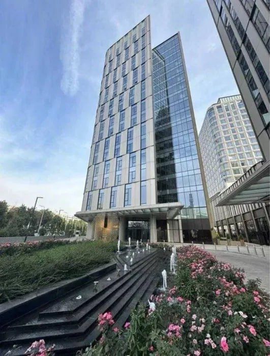 Аренда готового офиса 95м2 в Trilliant Tower 2 | 11 этаж | С мебелью