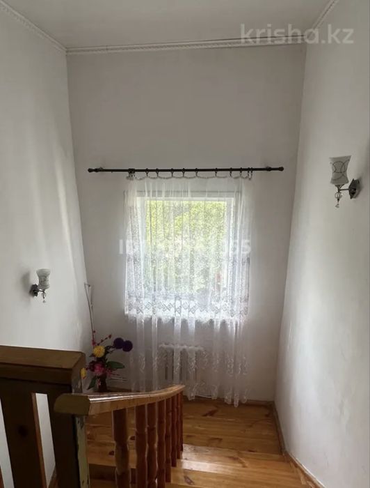 коттедж вместе со стройматериалами