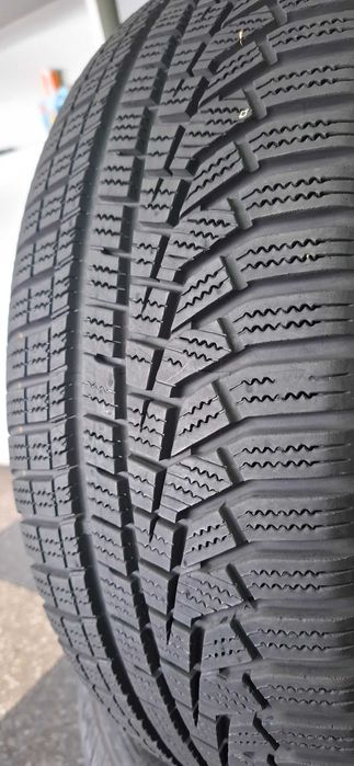 2бр. 205/60/16 Hankook 6.7mm грайфер, дот 22г. Безплатен монтаж