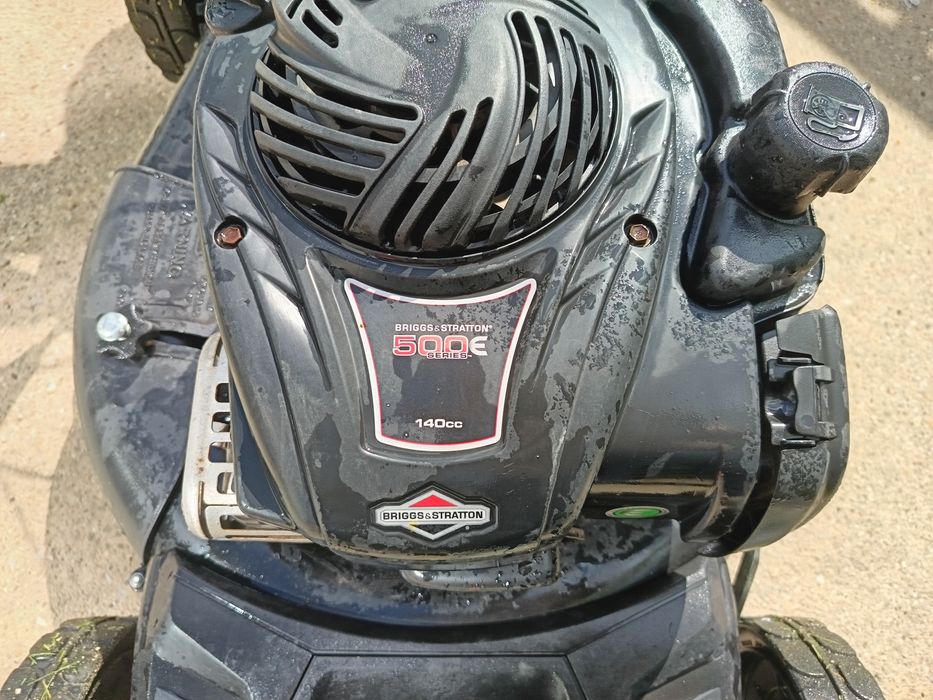 Masina de tuns iarba gazon Gude motor Briggs & Stratton