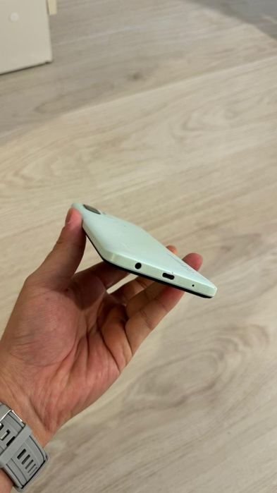 Redmi A1+ в хорошем состоянии