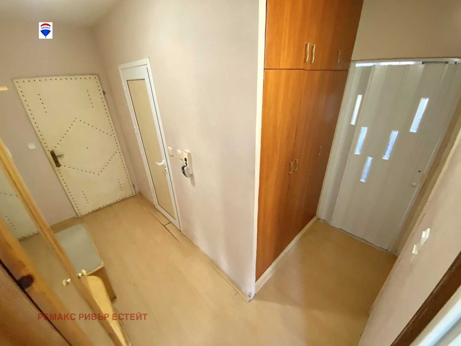Продава се Двустаен апартамент в Русе, Дружба 3 - 60 кв.м за 1232 €/кв.м - Снимка #4