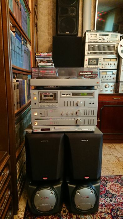 Полноразмерный комплект аппаратуры "NORDMENDE "-Германия