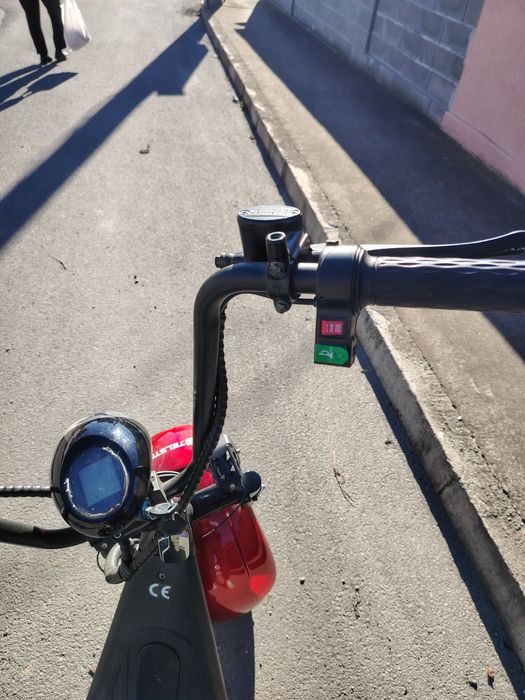 Електрически скутер