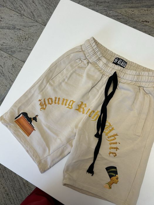 Pantaloni scurti Young & Rich