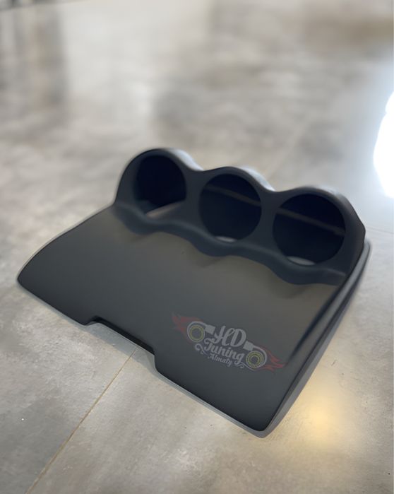 Подиум под датчики на панель правый Subaru Forester SG