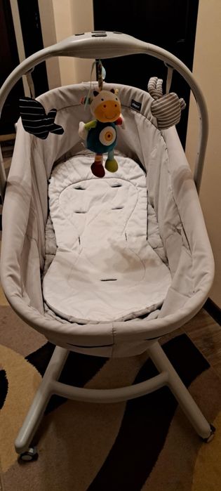 Chicco baby hug 4v1- кошара,шезлонг,стол+подарък-матрак