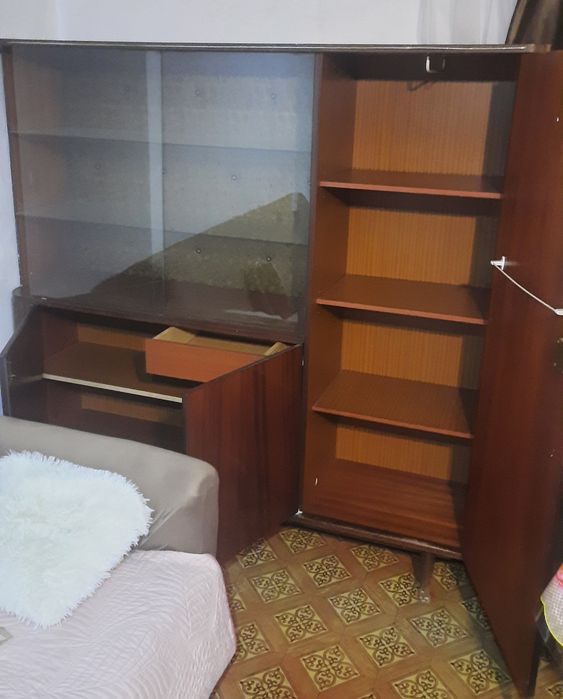Бесплатно Сервант