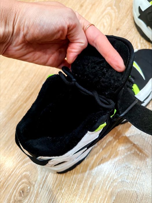 Продам кросовки 40 размер унисекс