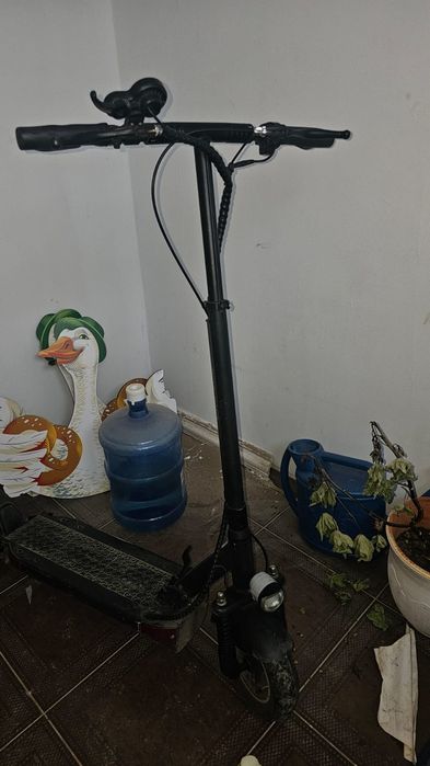 Продам электросамокат
