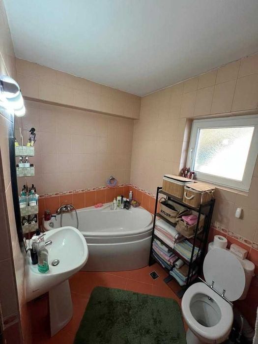 Apartament Complet Mobilat utilat plus Garaj