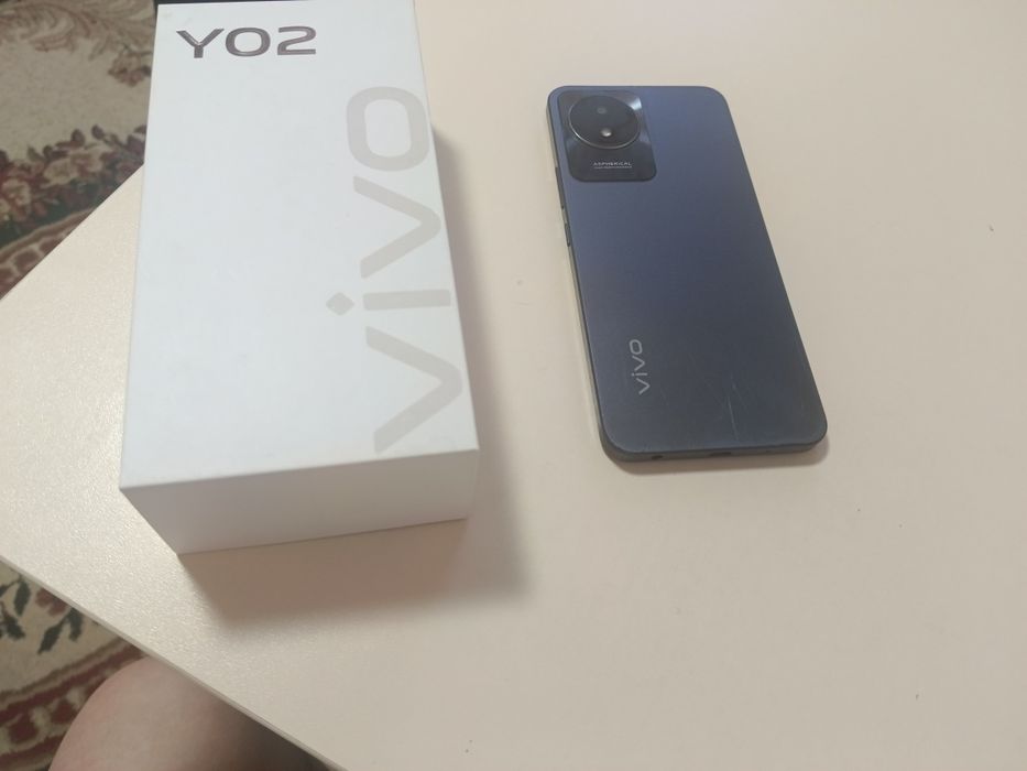 Продам телефон срочно