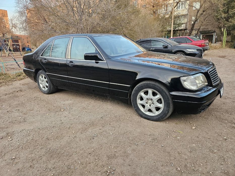 Мерседес Кабан черный