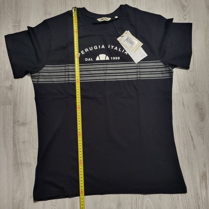 Tricou Ellesse, mărime L, nou, cu etichetă