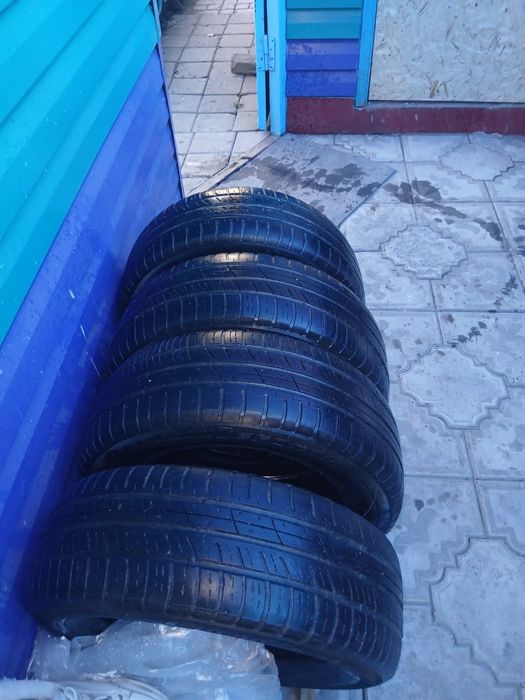Продам летнию резину