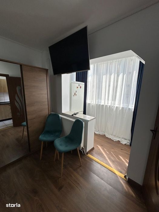 Închiriez garsonieră Tractorul Brasov