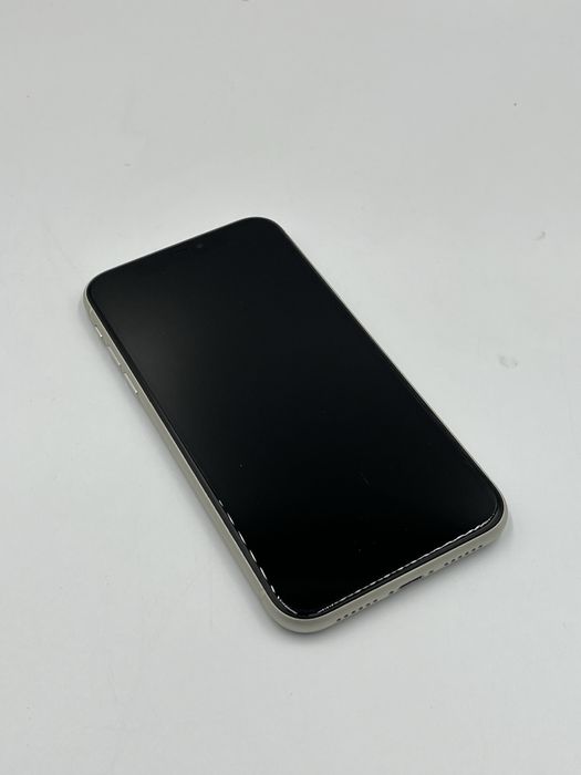 iPhone 11 64gb.