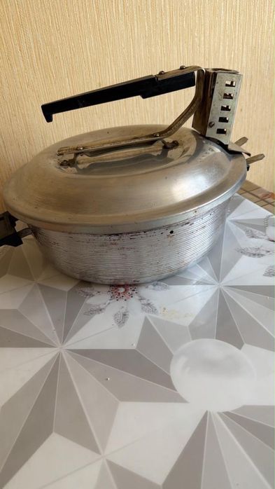 В связи с переездом продаю мебель и бытовую технику.