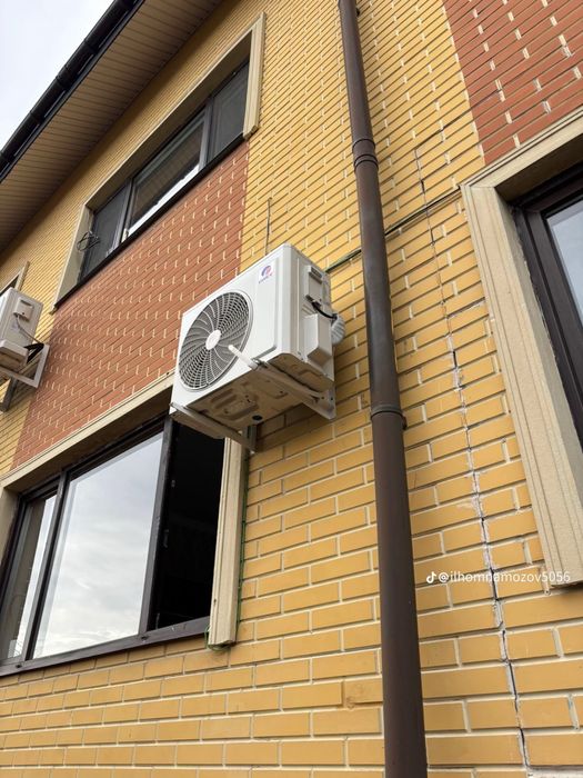 Устоновка кондиционера во время роботу