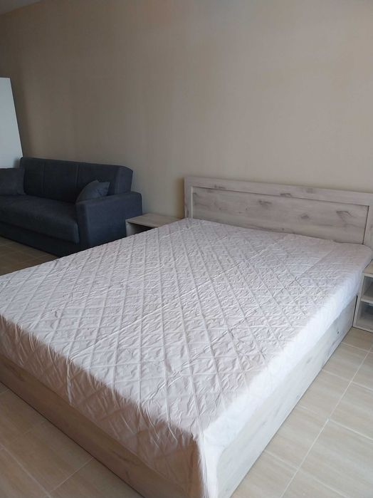 Едностаен под наем