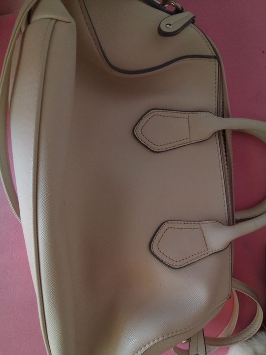 Дамски чанти различни големини модели цветове