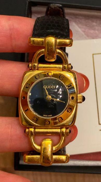 GUCCI Оригинален дамски часовник