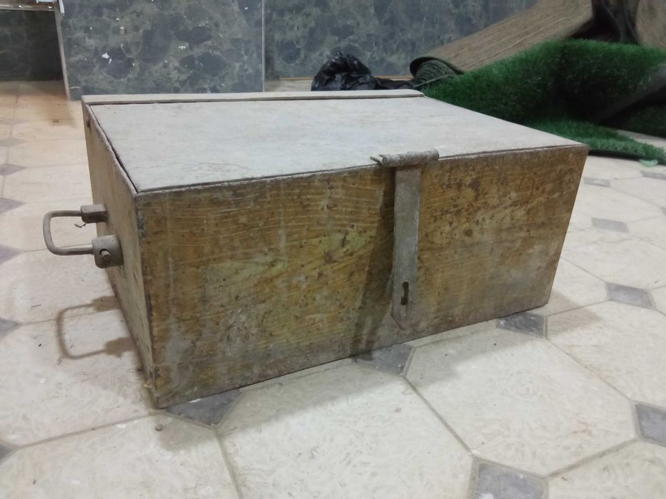 Металлический сундук. 20х35х45 см (Б\у).