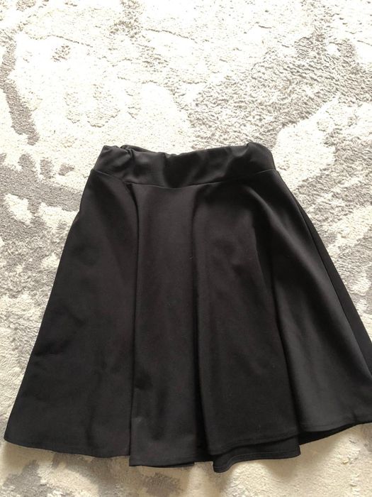 Продаю б/у школьные вещи для девочек