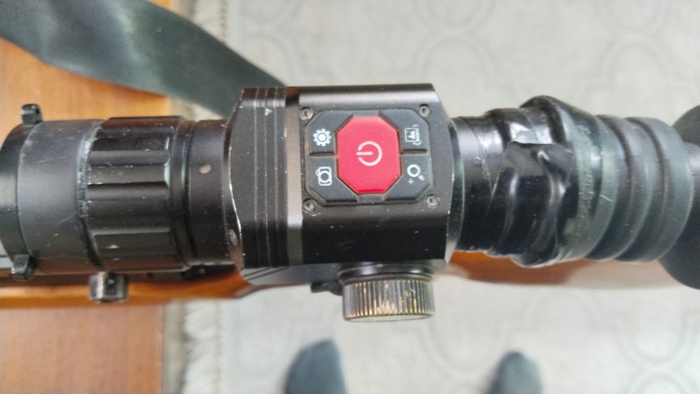 Тепловизор HT-C8