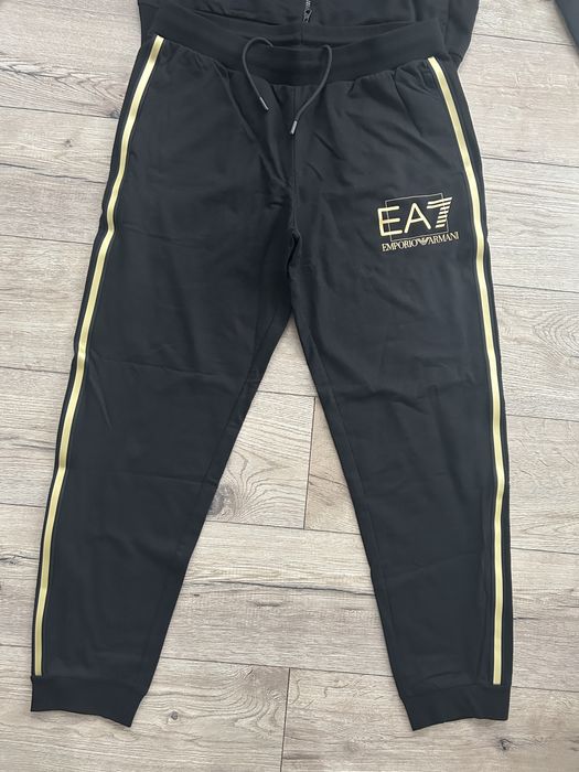 Trening ARMANI , Nou, Original