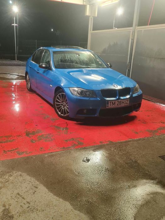 Mașina  BMW e 90