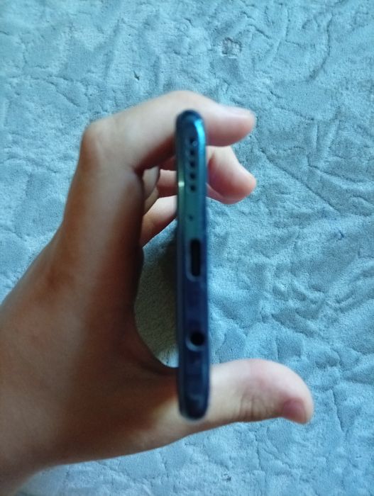 Продам HUAWEI Nova-4E