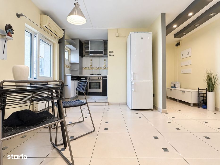 3 camere, decomandat, 2 băi, 2 balcoane, etaj 1 - zona Lidia